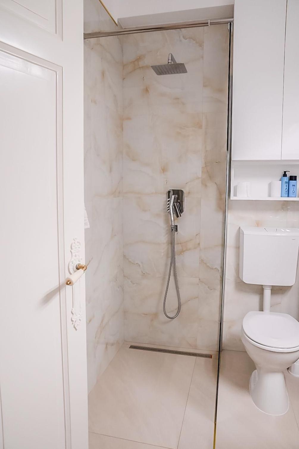 Glori Gold Apartaments Бая-Маре Экстерьер фото